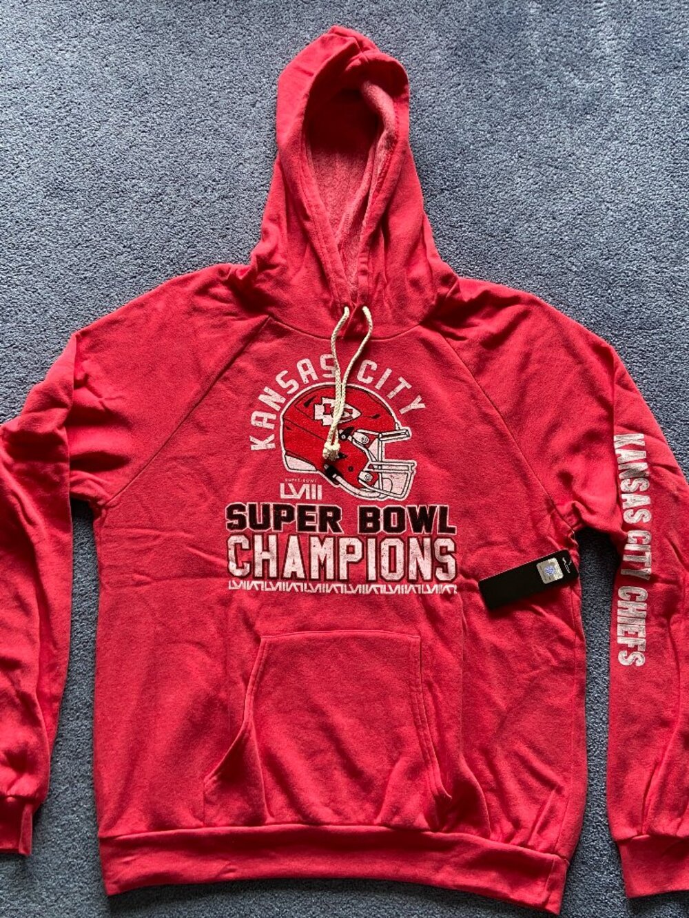 Majestic Threads Men's Red Kansas City Chiefs Super Bowl LVIII Champs Hoodie L